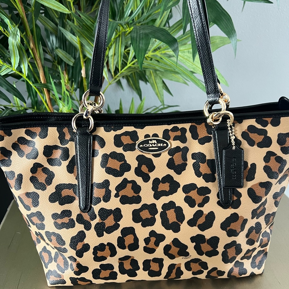 Coach City Leather printed tote